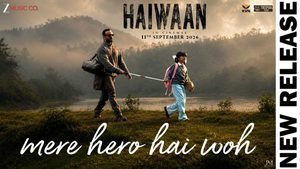 Saif Ali Khan in Mere Hero Hai Woh song from Haiwaan